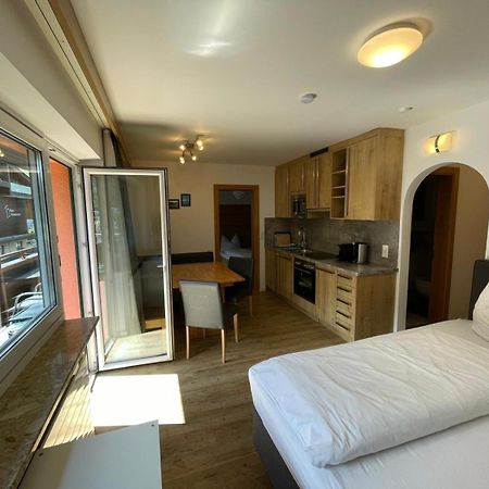 Pension Ahorn Saalbach-Hinterglemm Exterior photo