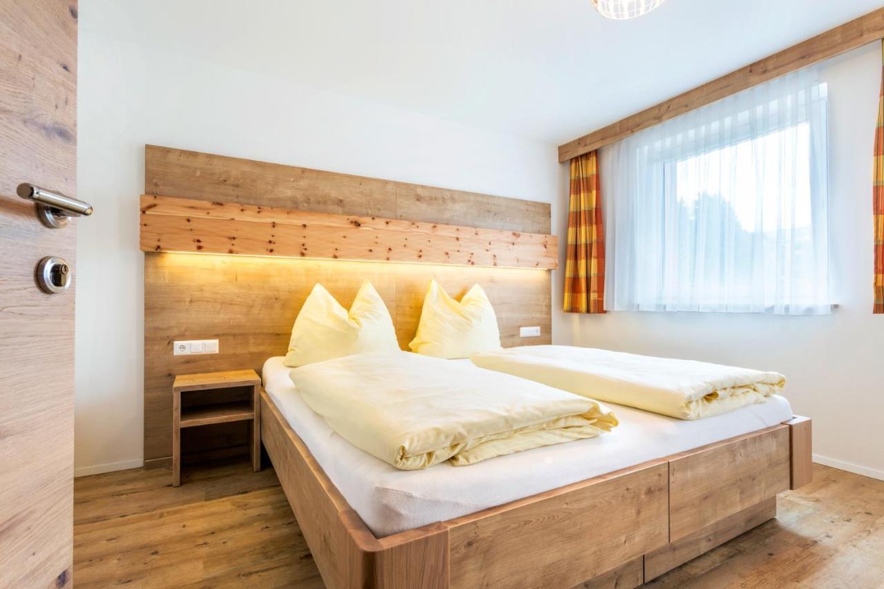 Pension Ahorn Saalbach-Hinterglemm Exterior photo